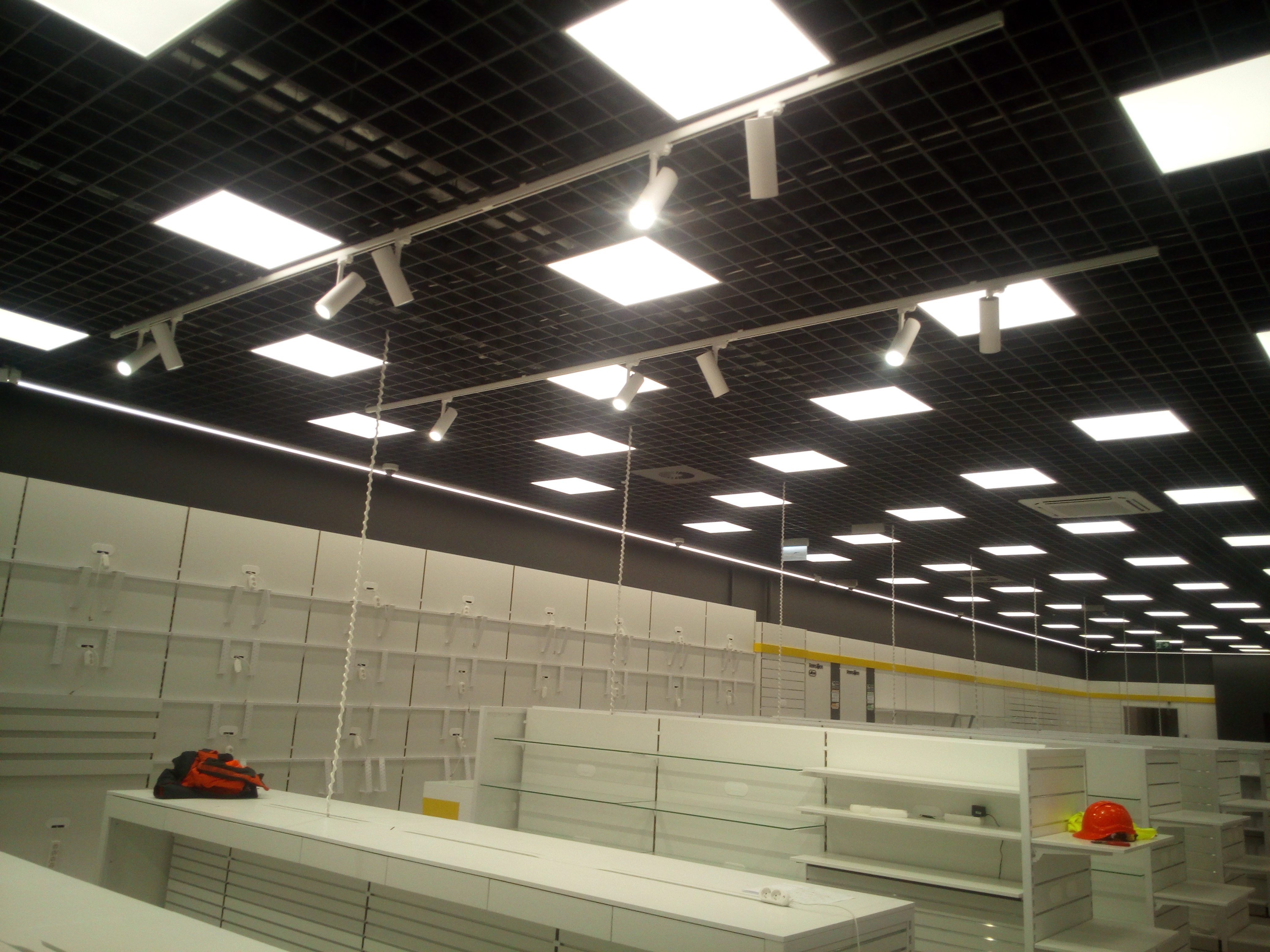 Oświetlenie Sklepu Lampami LED