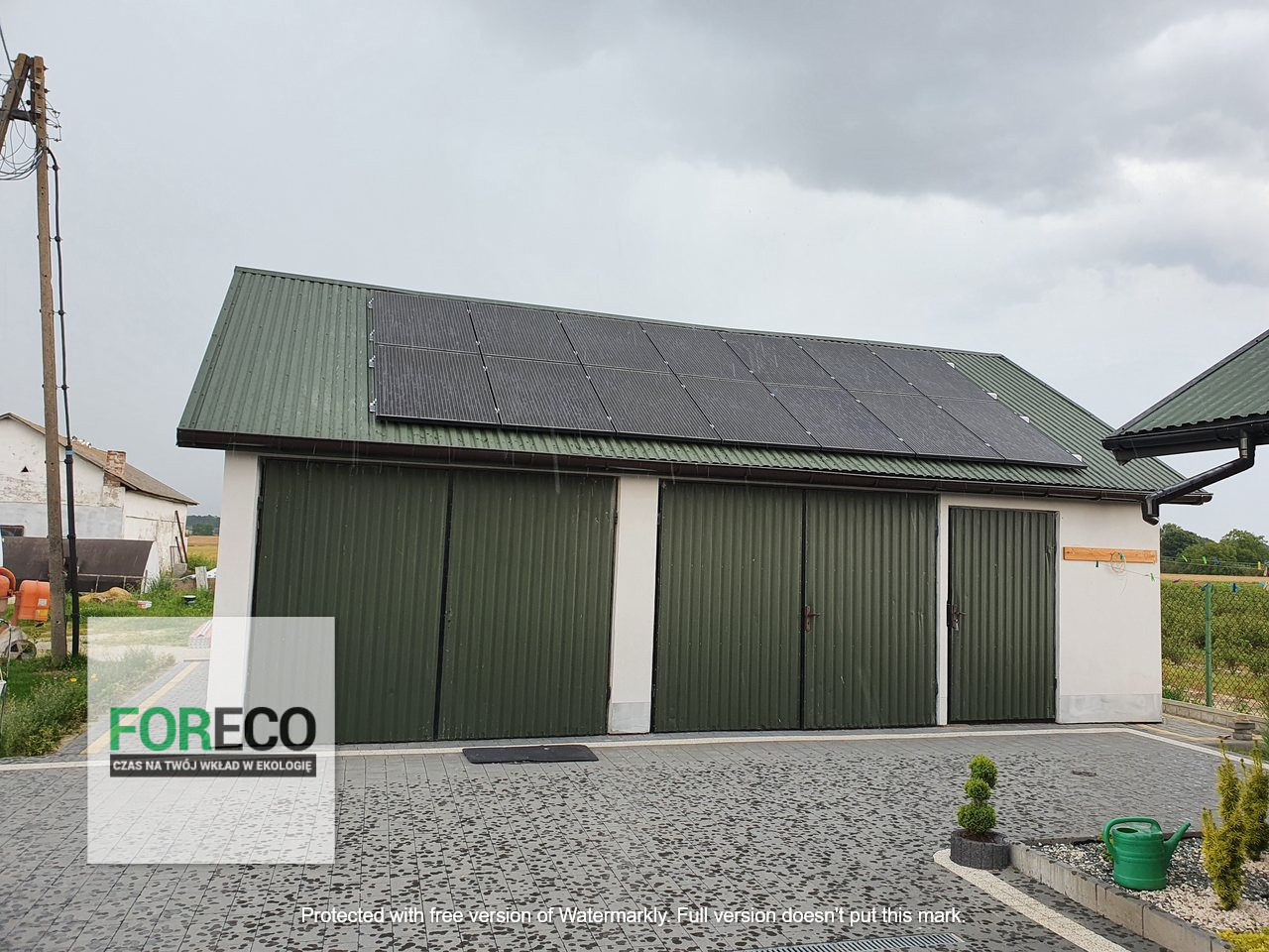 Instalacja 4 kW miejscowość Leśce. W skład istalacji wchodzą moduły Bruk-bet i inwerter Huawei.