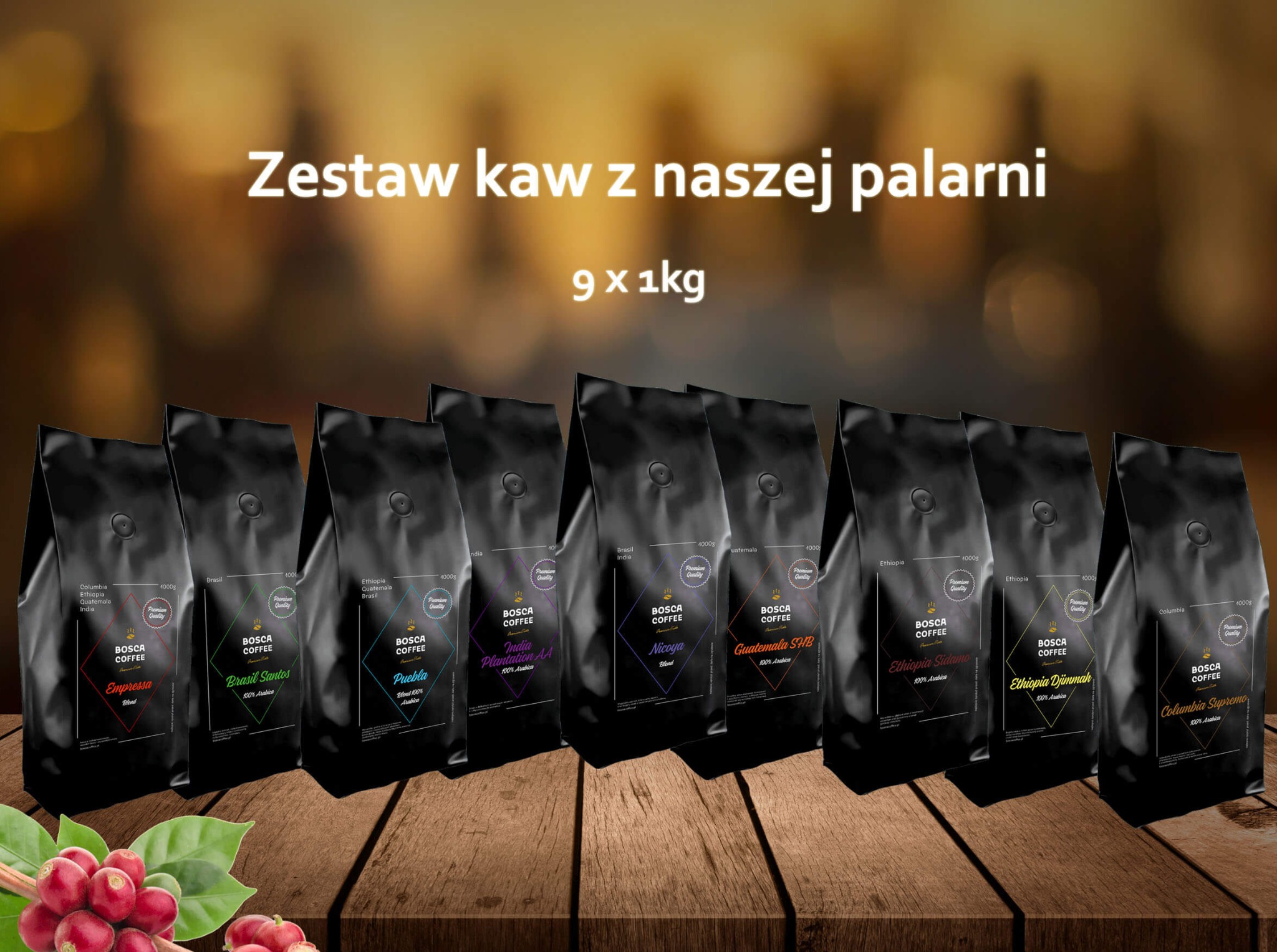 Zestaw dziewięciu jednokilogramowych paczek kawy Bosca Coffee z różnych regionów świata, prezentowanych na drewnianym stole z rozproszonym, ciepłym oświetleniem tła, z gałązką czerwonych owoców...