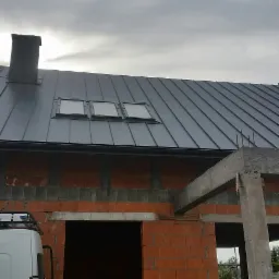 Dom w żelazkowie Clik