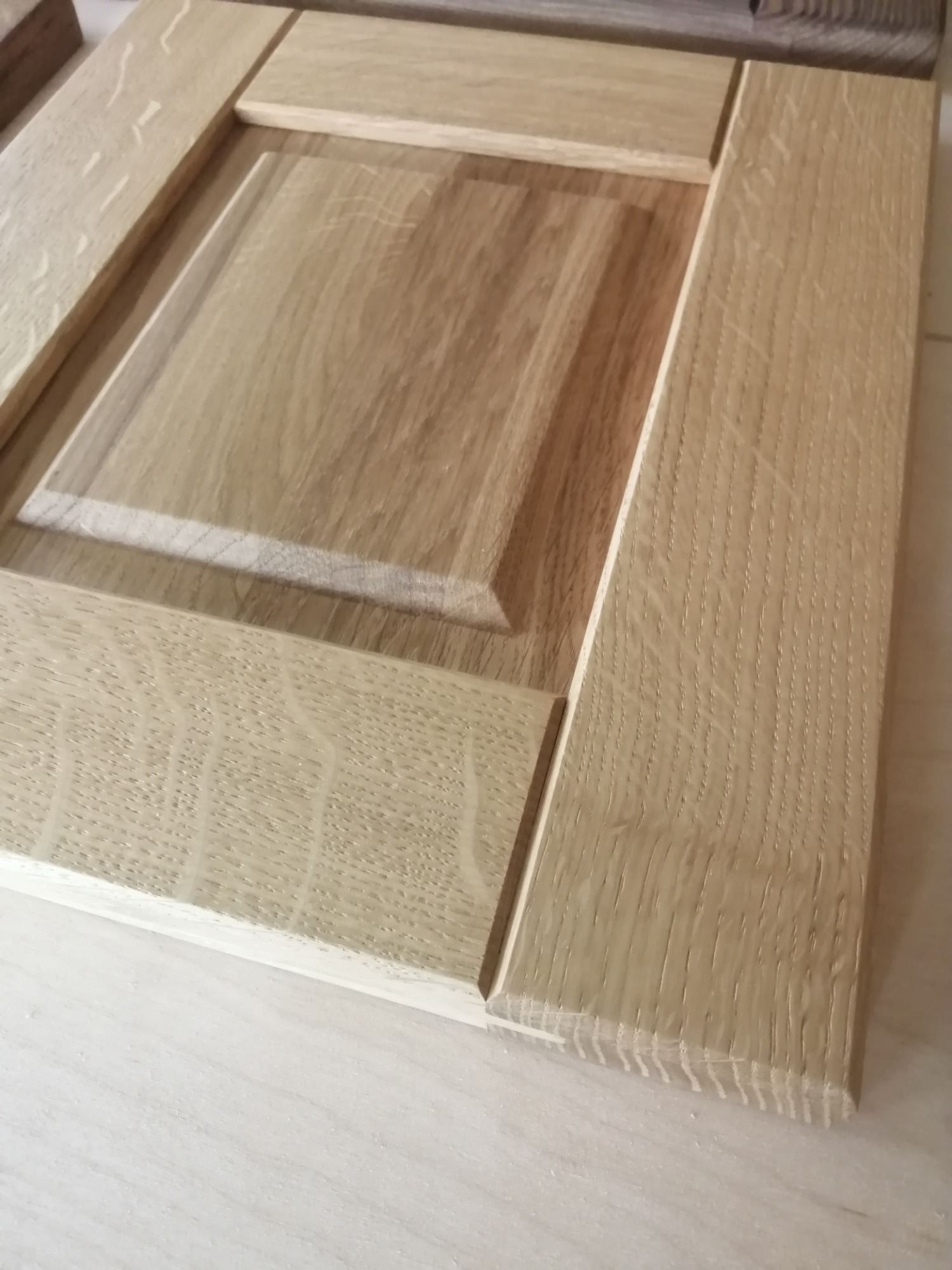 Fronty meblowe z drewna dębowego