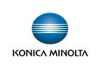 Logo Konica Minolta na białym tle, okrągły symbol z poziomymi, białymi liniami wewnątrz niebieskiego koła, poniżej napis 'KONICA MINOLTA' czcionką bezszeryfową.