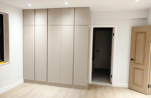 mebleWRO - szafa w przedpokoju