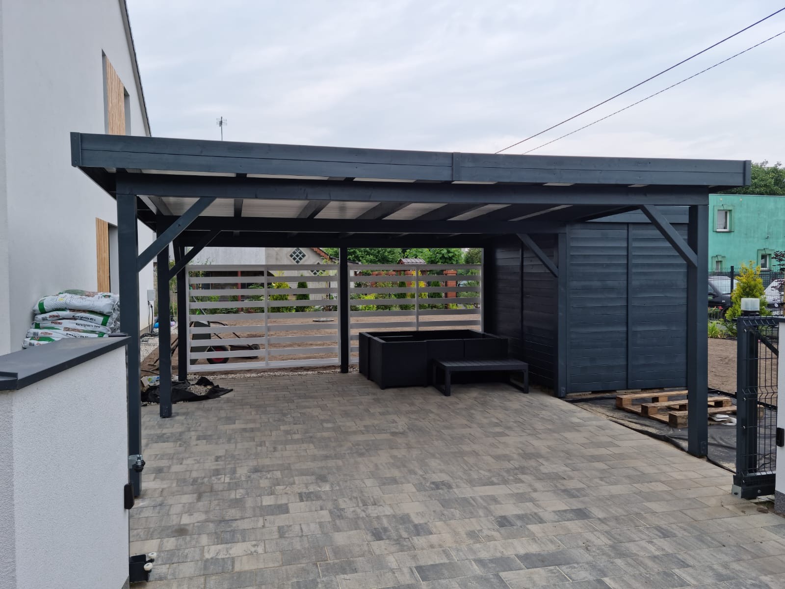 wiata z domkiem Skórzewo