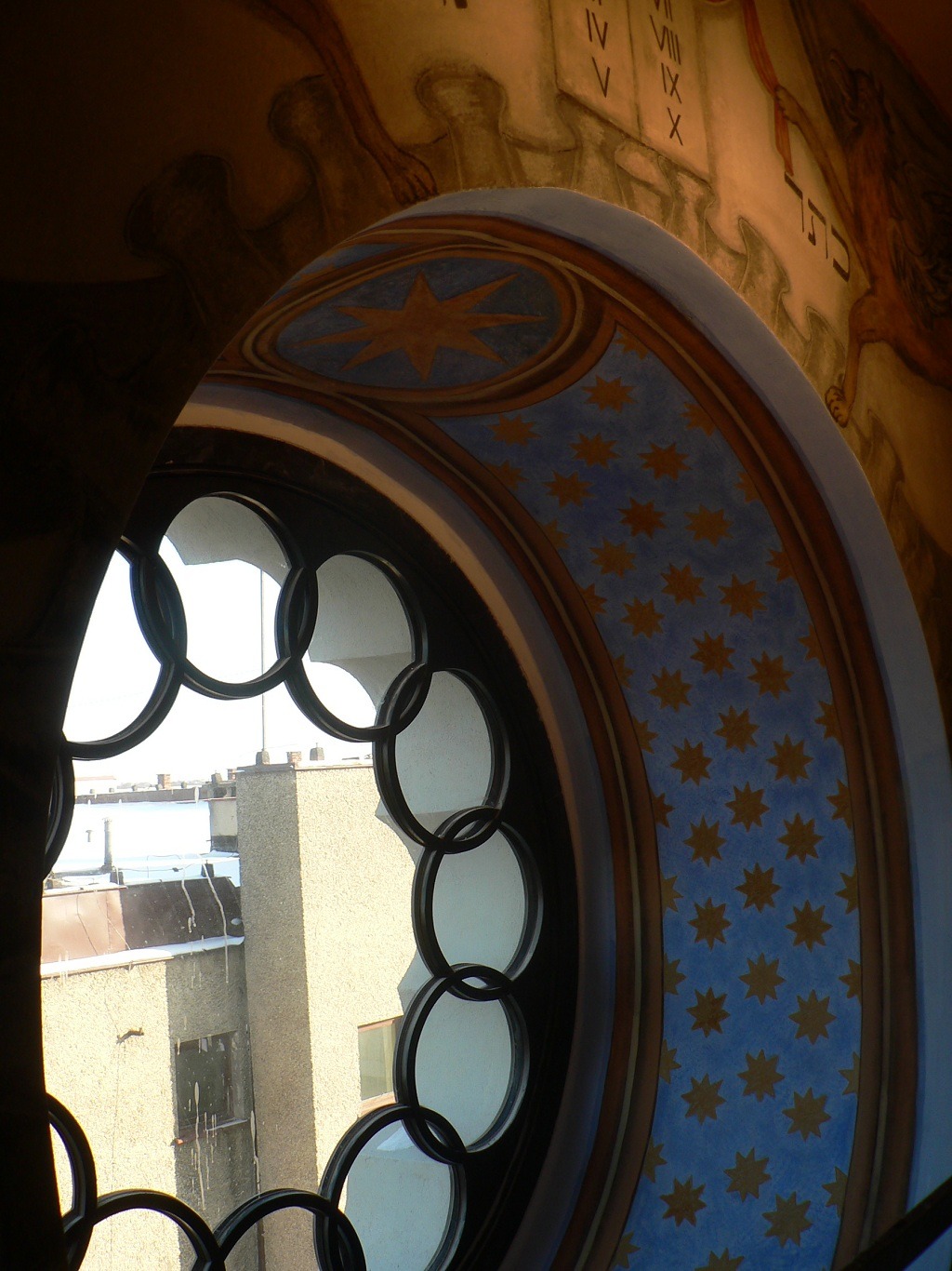 Synagoga w Dąbrowie Tarnowskiej konserwacja polichromii