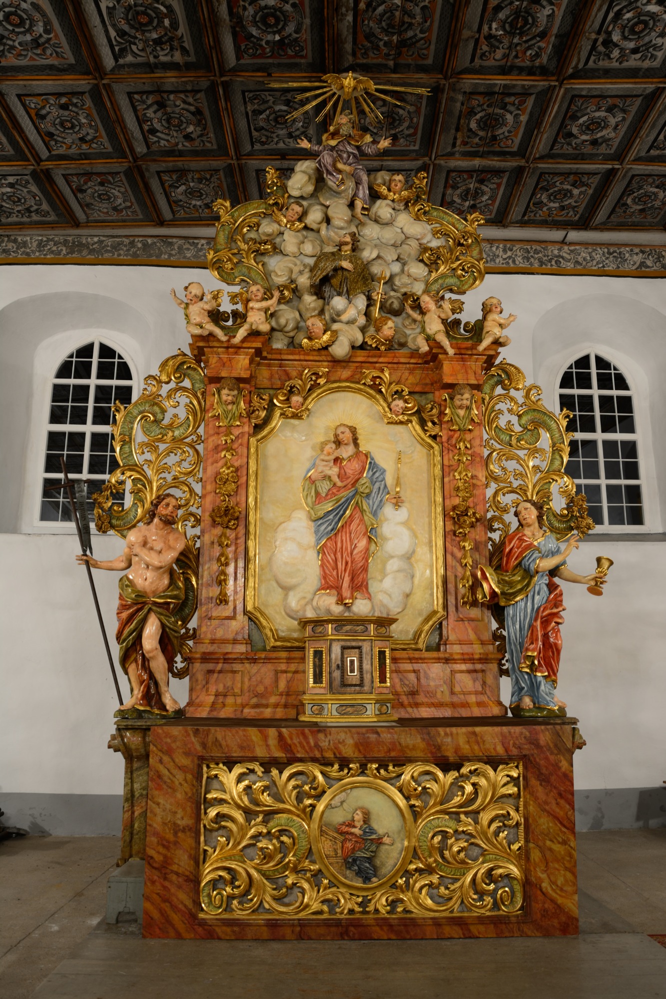 Barokowy Ołtarz Główny w kościele w Gierczynie - pełna konserwacja