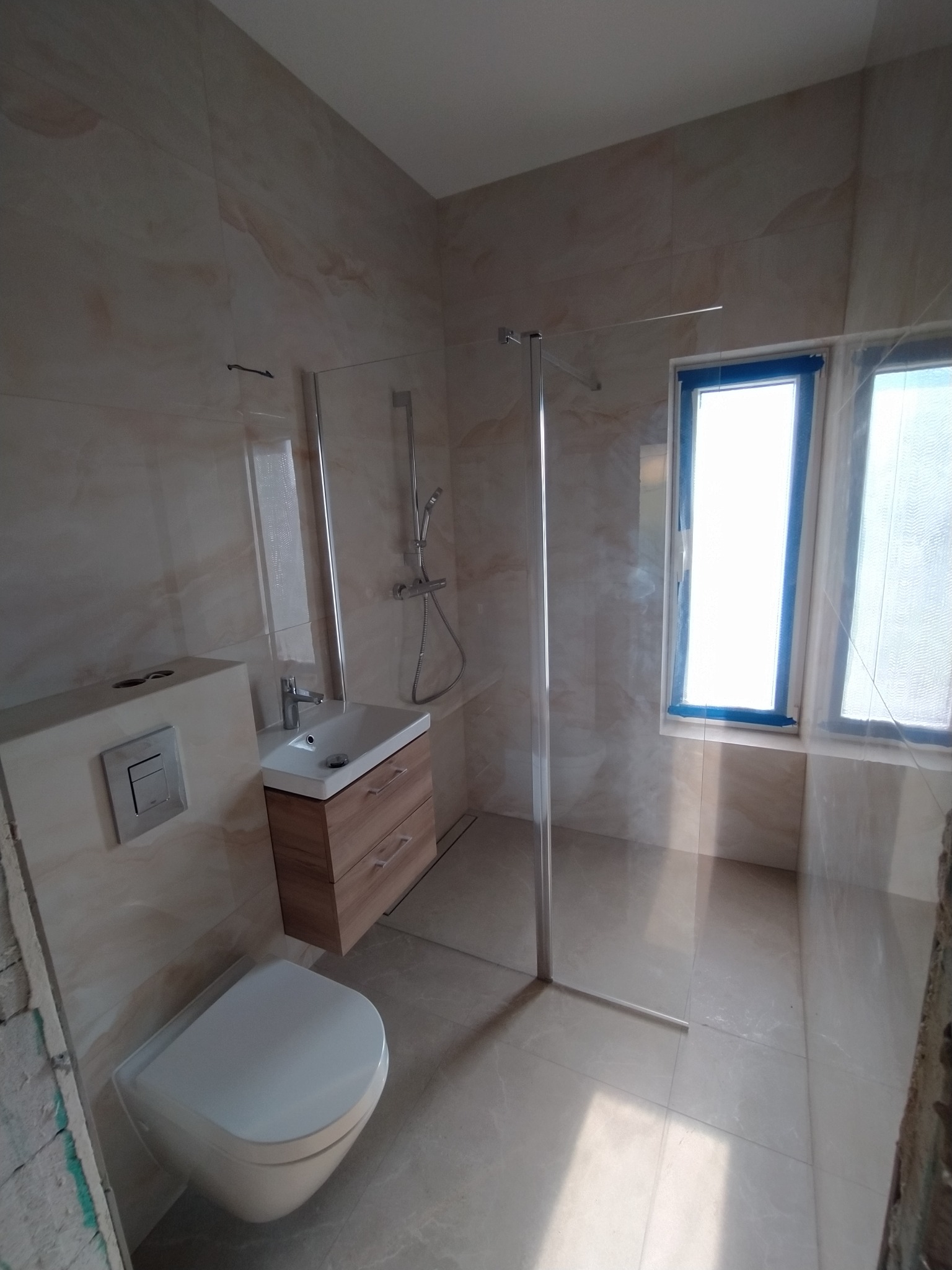 Łazienka gościnna w nowym domu