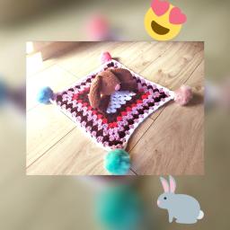 Kocyk-zabawka dla niemowlaka