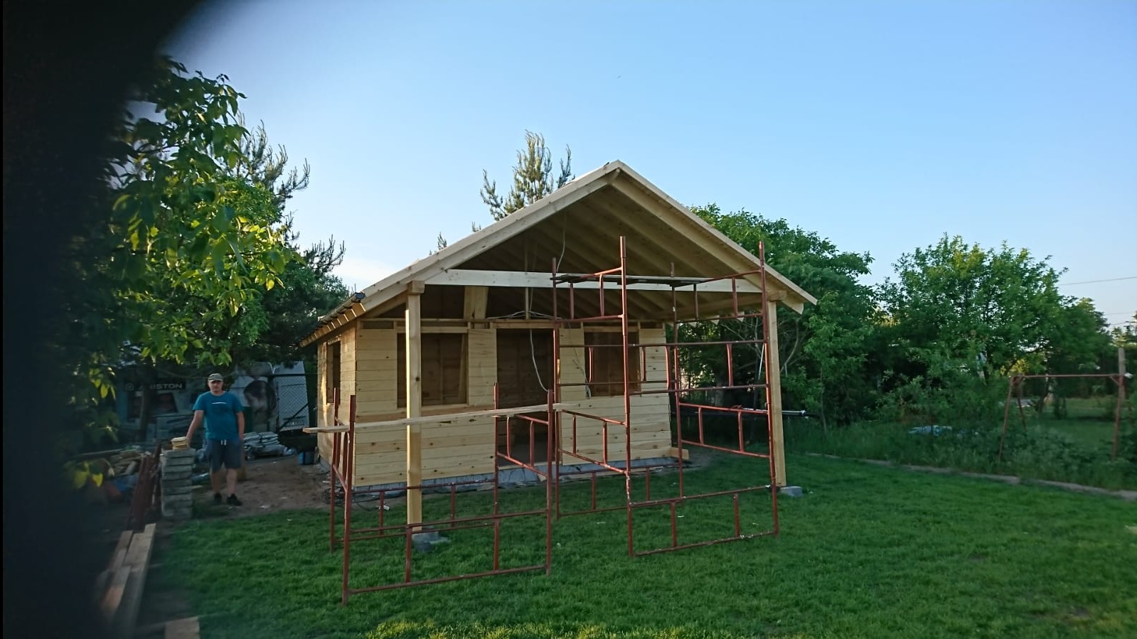 Budowa domku letniskowego w technologii szkieletowej.