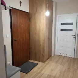 Panele podłogowe, ściany