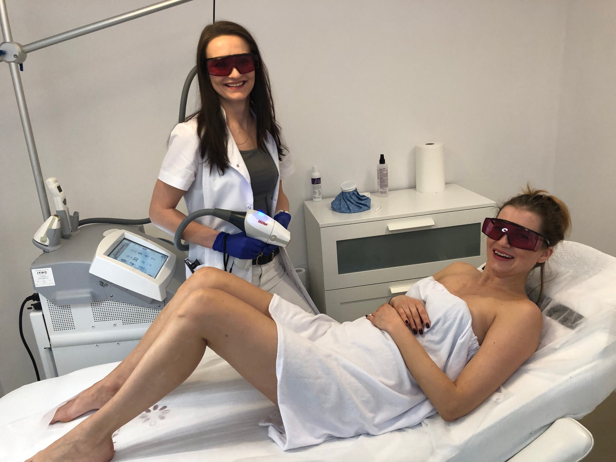 Depilacja laserowa Depicare przy użyciu aparatu Vectus