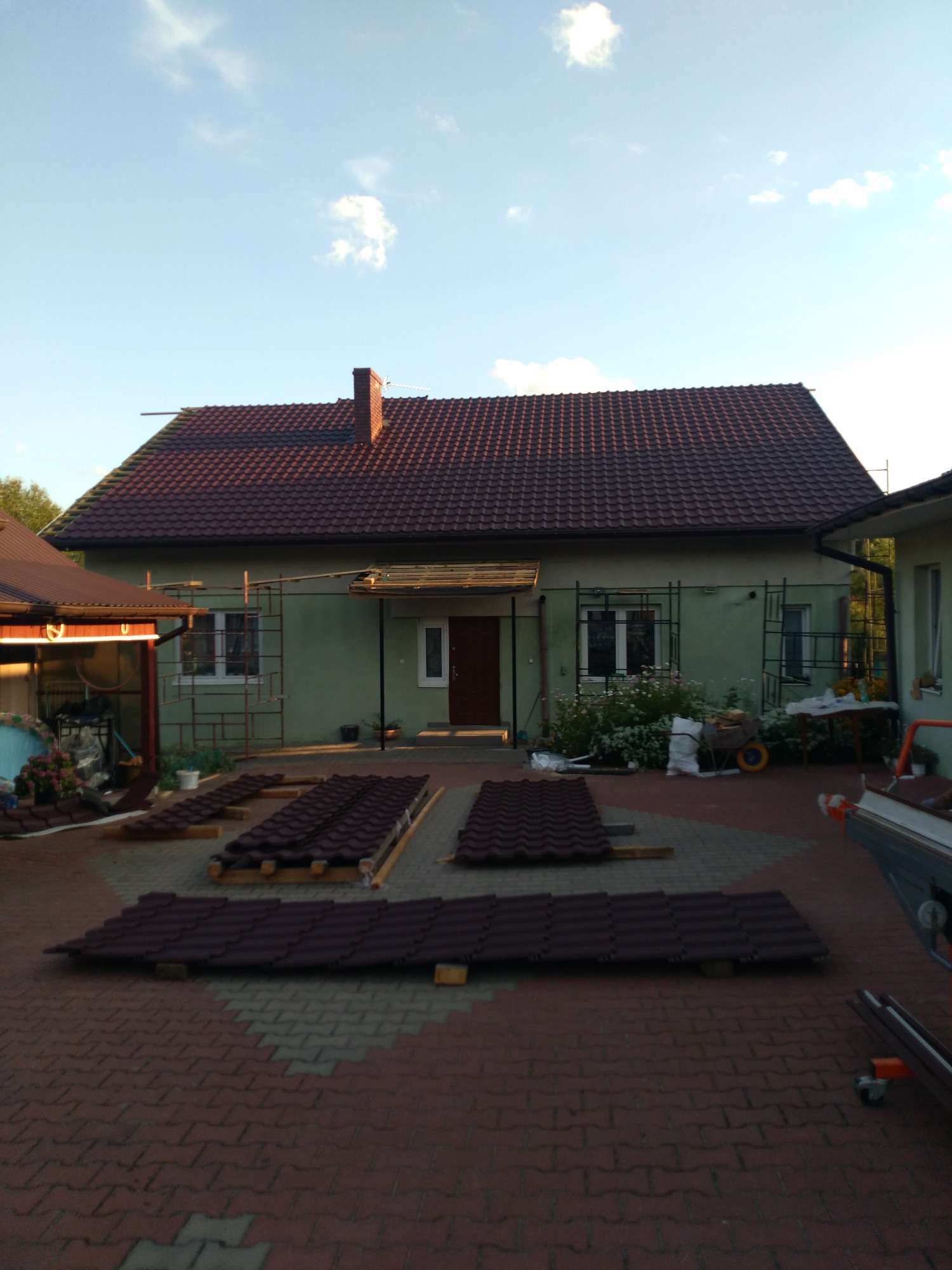 Krycie blachodachówka