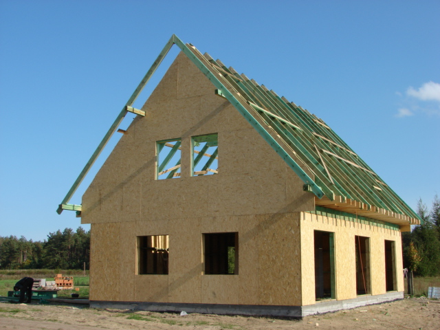 stan surowy domu drewnianego