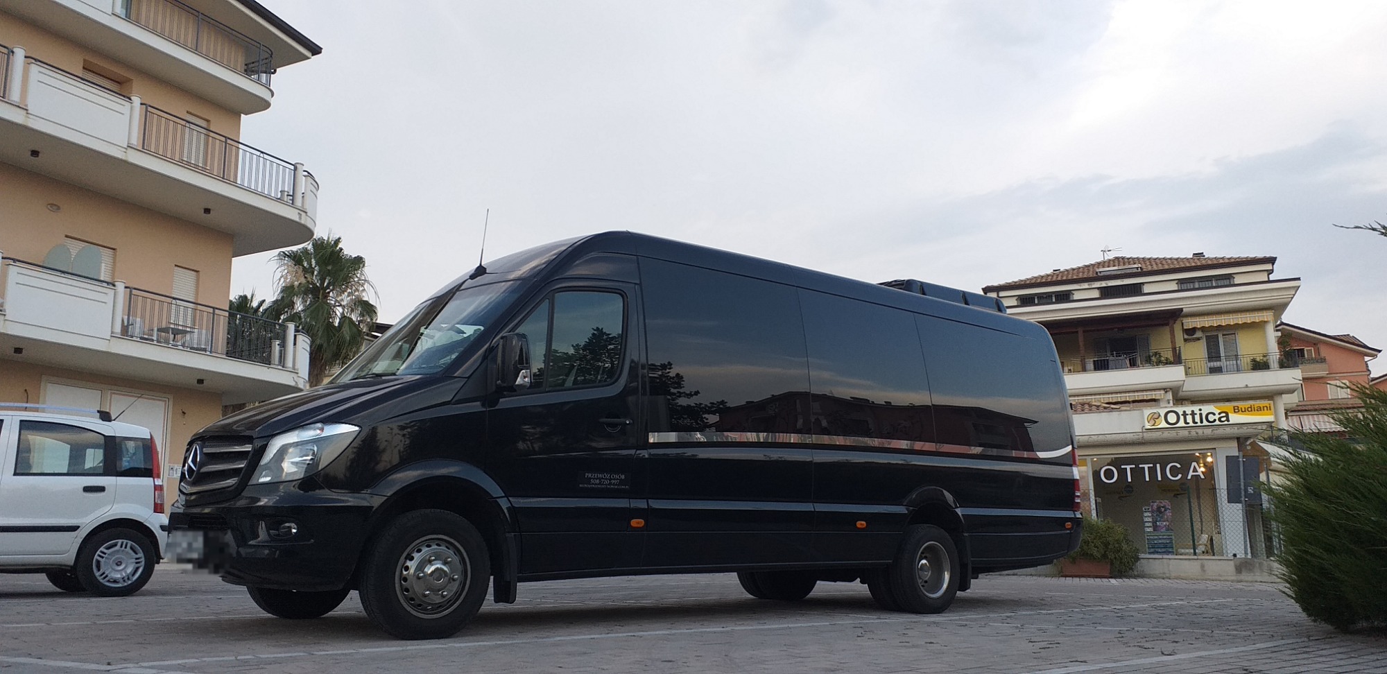 Wynajem busów Warszawa