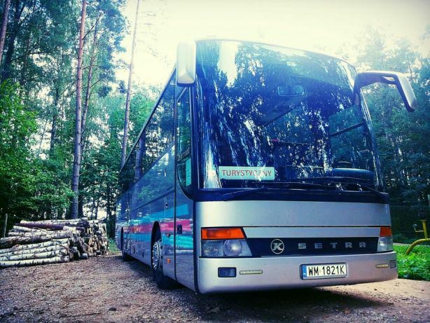 Autokary do wynajęcia w Warszawie