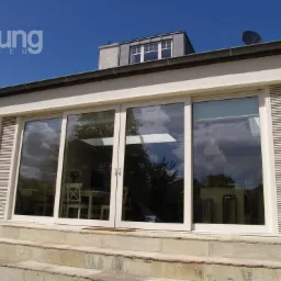 Realizacja drzwi przesuwanych na profilach CORTIZO