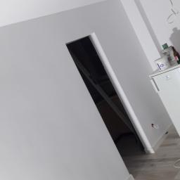 Piotr Ciesielski - Ścianki działowe panele listwy malowanie