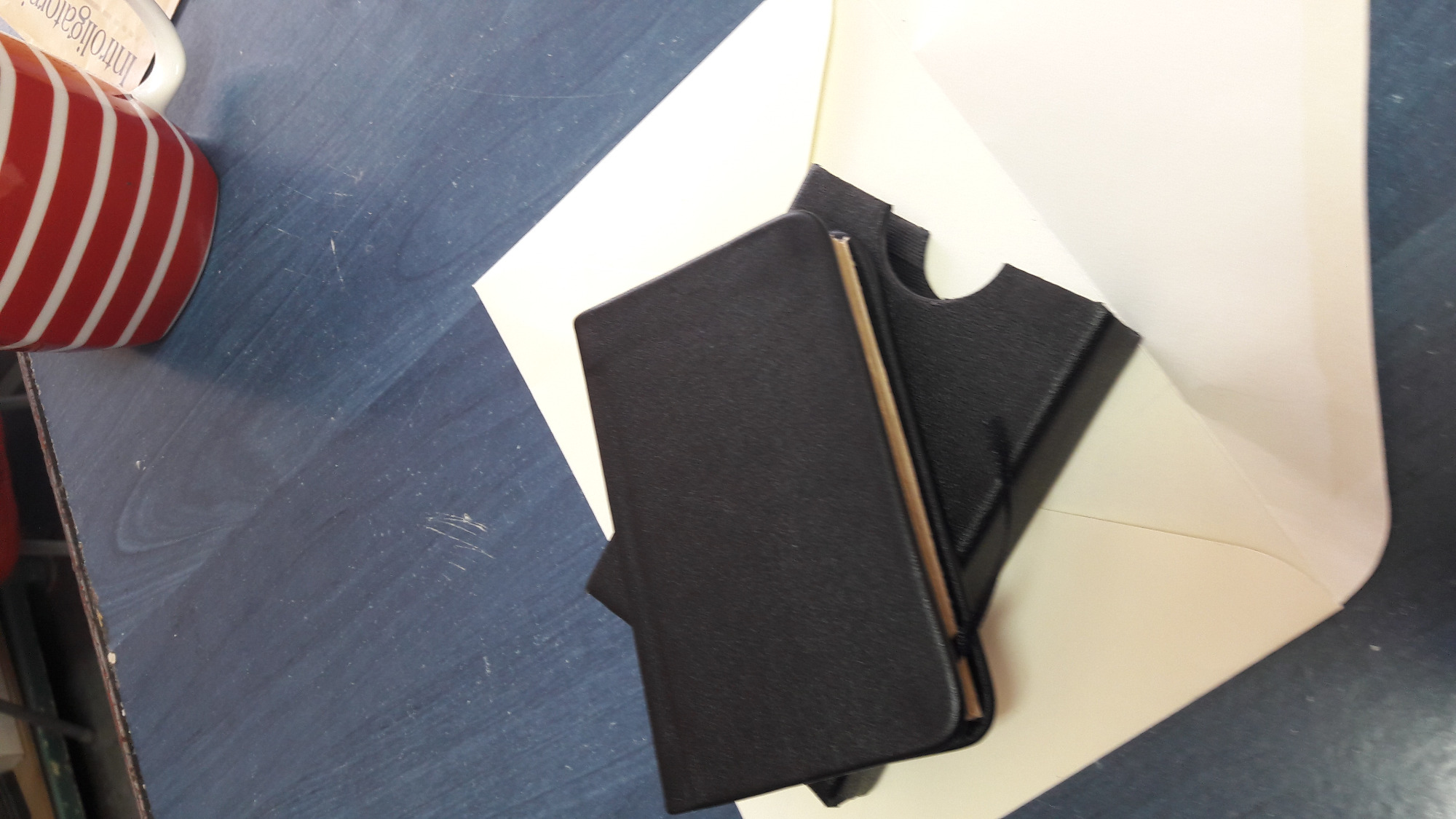 Misternie Oprawiona Książeczka Wraz z Futerałem