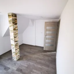 Adaptacja poddasza z wykonczeniem