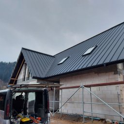 usługi dekarsko budowlane - Odśnieżanie Dachu Odrowąż