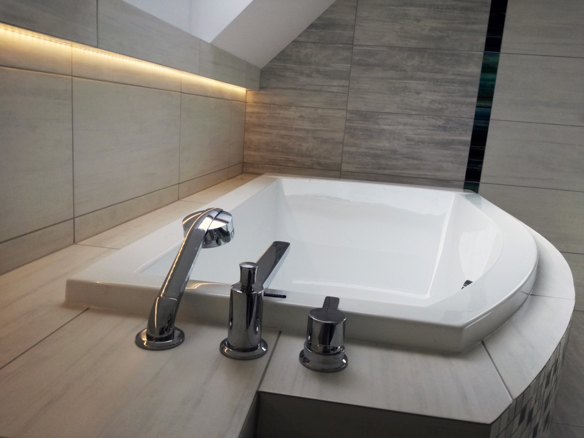 Wanna, łazienka, armatura