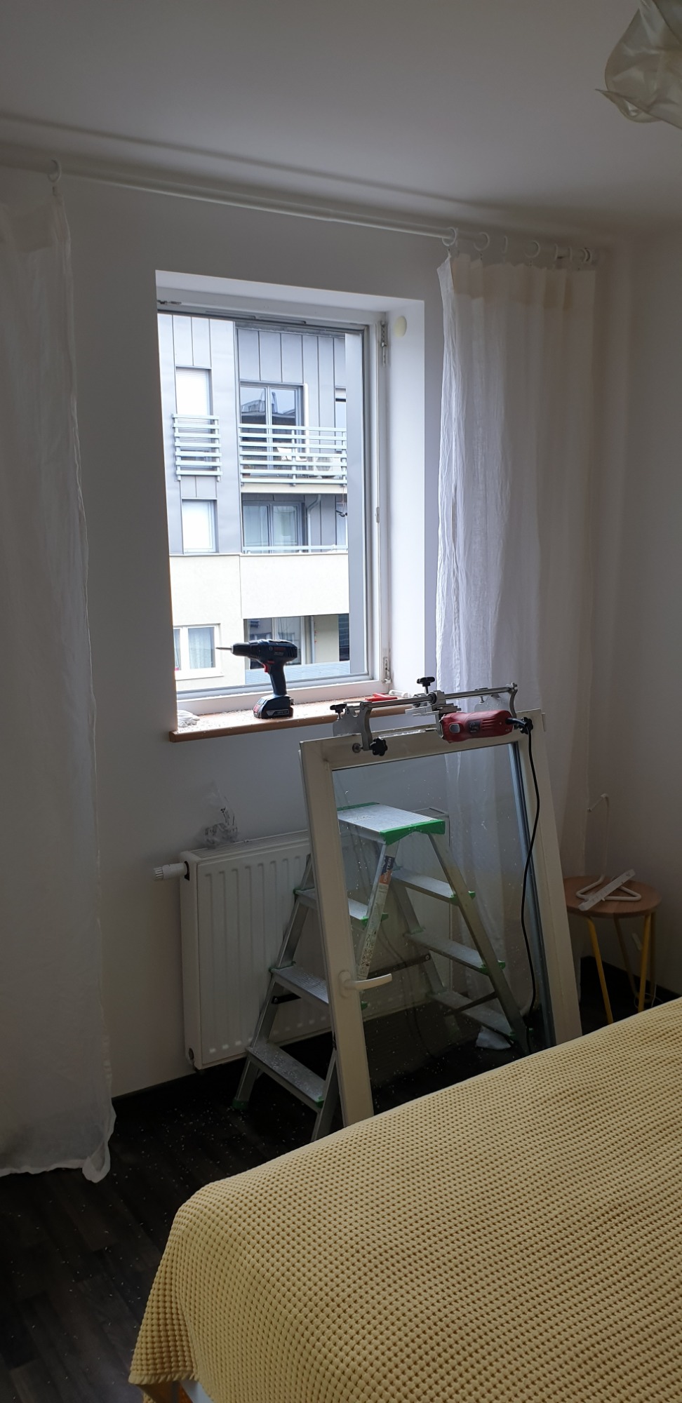 Profesjonalne podejście do tematu. Najlepsze narzędzia do montażu nawiewników.