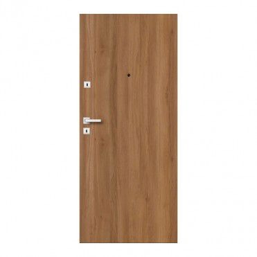 Brązowe drzwi z wizjerem i srebrną klamką, widok z przodu na białym tle.