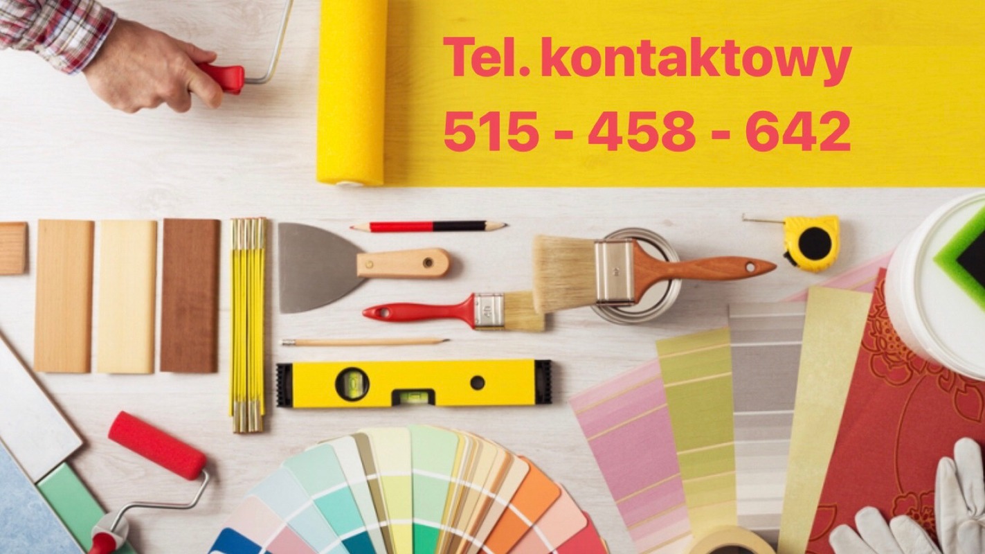 Aranżacja narzędzi malarskich, próbek kolorów i materiałów wykończeniowych na jasnym drewnianym tle z widocznym numerem telefonu kontaktowego.