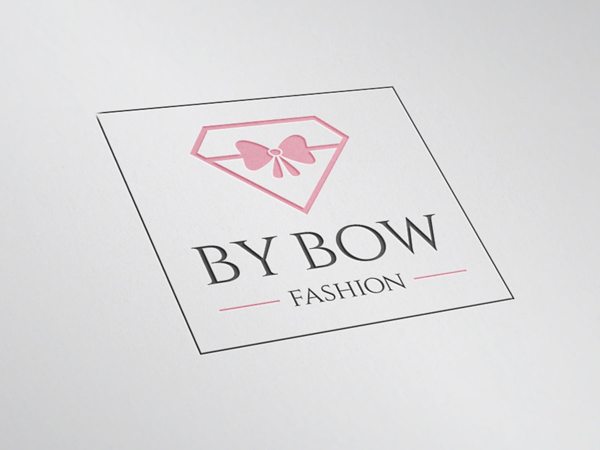 Eleganckie logo dla marki modowej 'BY BOW Fashion' z motywem różowego diamentu z kokardką, na białym tle