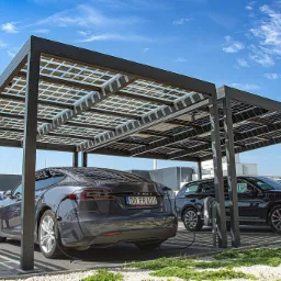 Wiaty i ładowarki szybkiego ładowania w ofercie