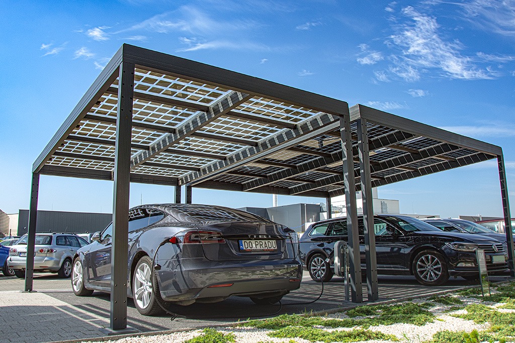 Wiaty i ładowarki szybkiego ładowania w ofercie