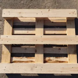 Paleta drewniana o wymiarach 1200x1000 mm EURO 3.