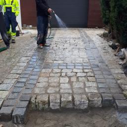 Wjazd z kostki granitowej