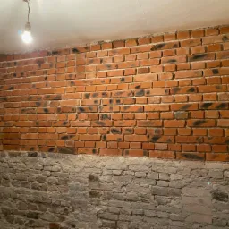 częściowe odrestaurowanie cegieł