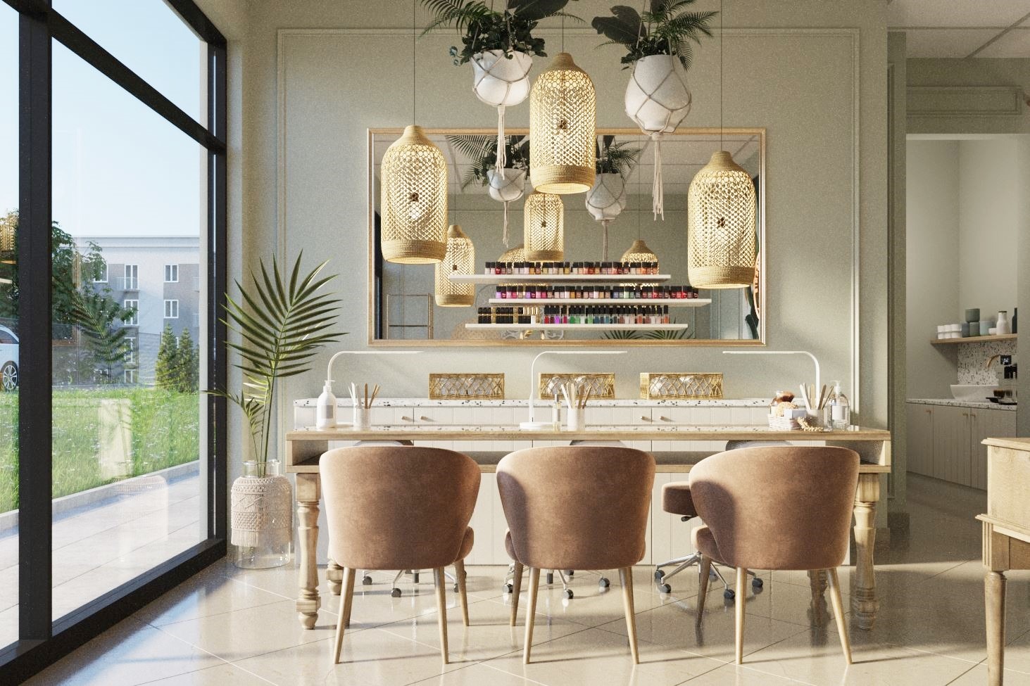 Jasne wnętrze salonu kosmetycznego z trzema stanowiskami do manicure, krzesłami z brązowego weluru, lustrem odbijającym półki z lakierami do paznokci i dekoracyjnymi lampionami z plecionki...