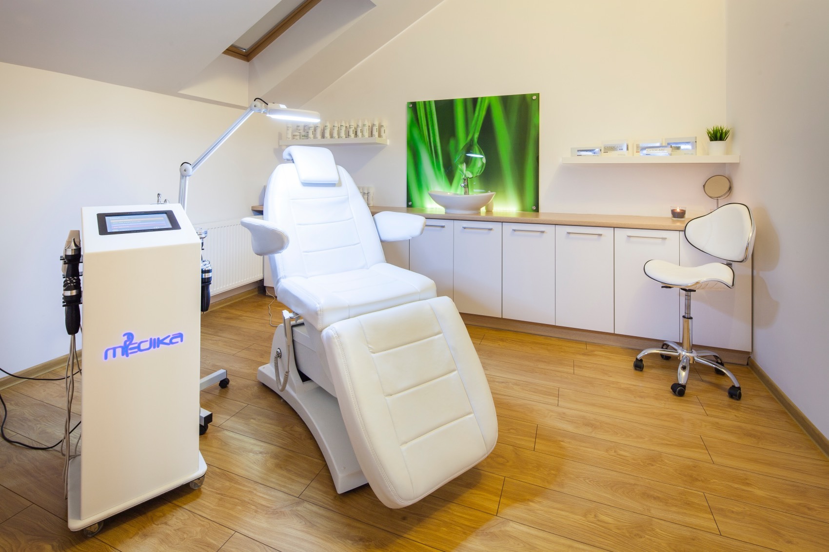 Wygodny fotel to podstawa dobrego zabiegu kosmetologicznego