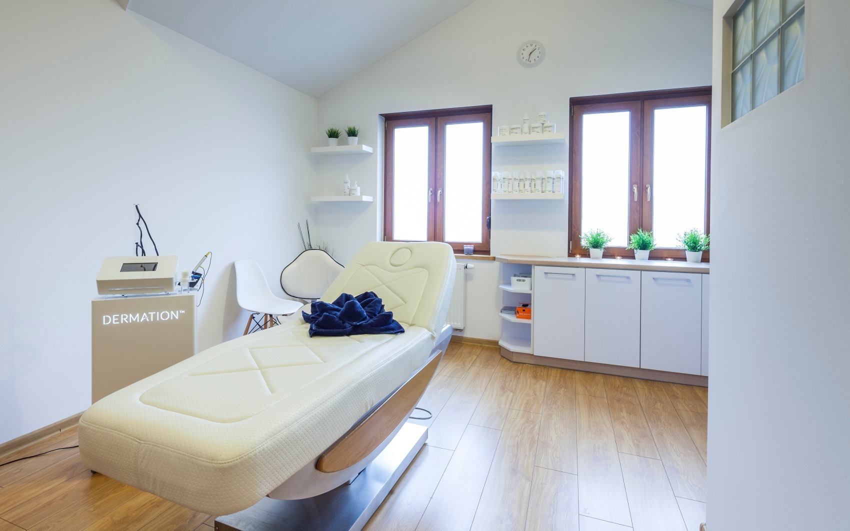 Wygodne łóżko do masażu