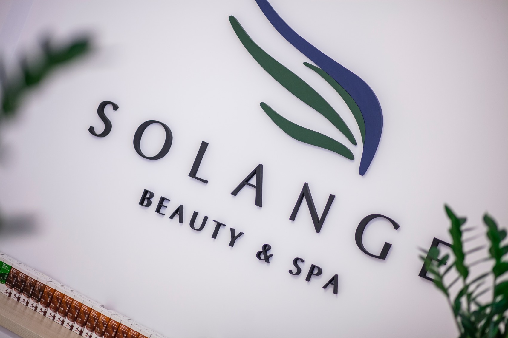 Logo sieci salonów Solange Beauty&SPA