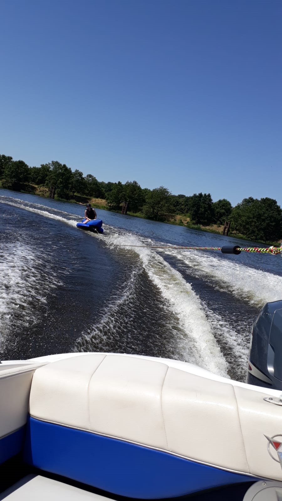 Kurs na licencję holowanie narciarza wodnego lub innych obiektów pływających