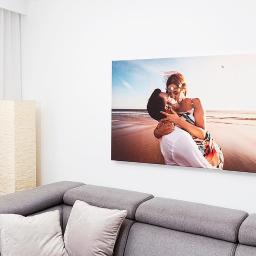 Obraz na ścianę pary całującej się na plaży