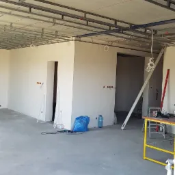 Budowa sufitu wielopoziomowego LED