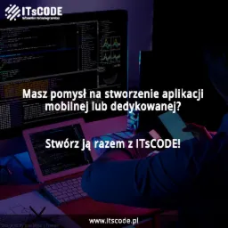 Ekran monitora z kodem i wykresami, obok tablet z kodem, w tle dłoń trzymająca smartfon, całość w niebieskim oświetleniu, z tekstem 'Masz pomysł na stworzenie aplikacji mobilnej lub dedykowanej?