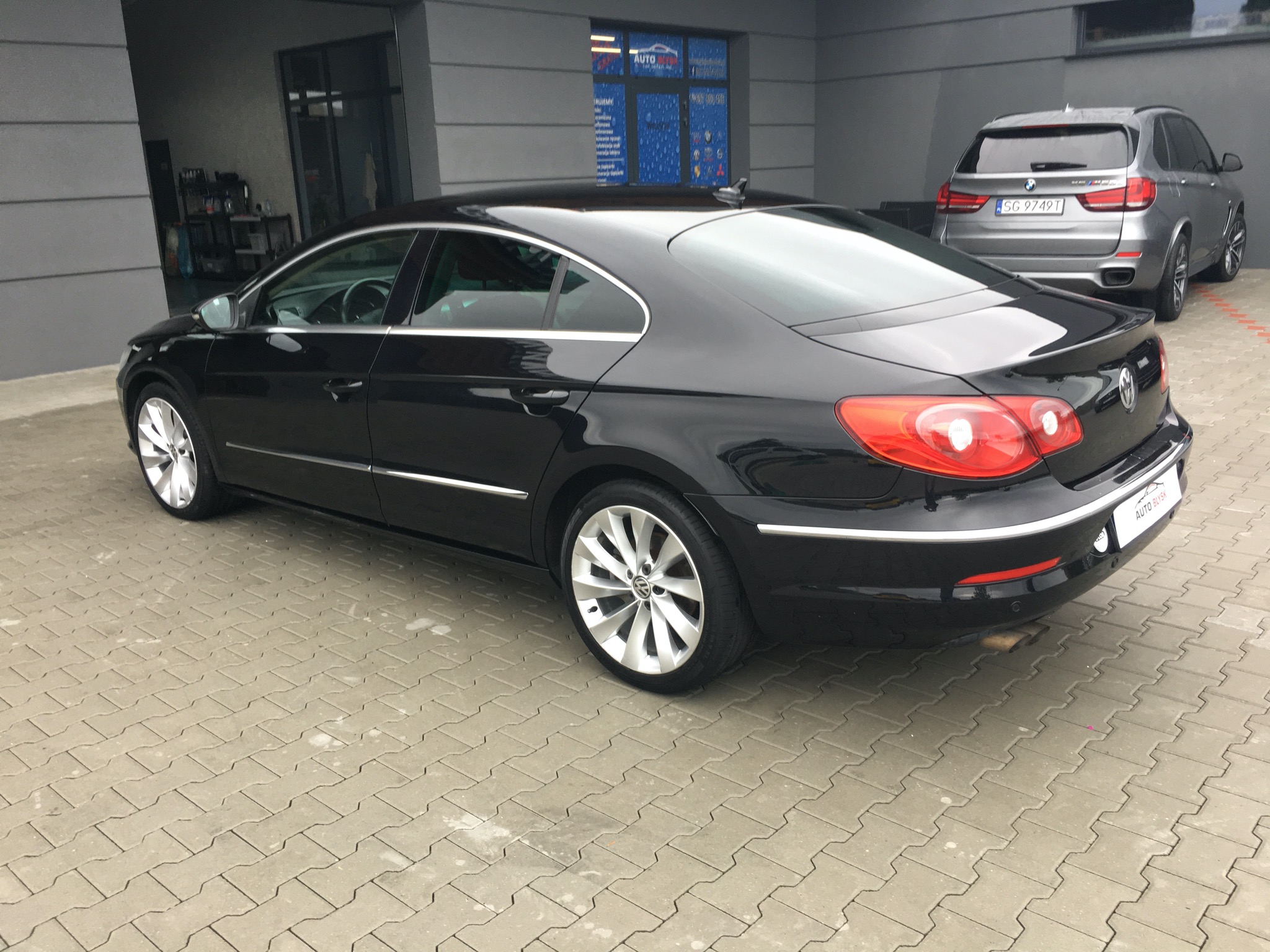 Lakier Polerowany Maszynowo.