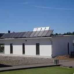 Dom w systemie Zero -energii  Szwecja -Vaxjo   rok 2012,  dom był budowany z bloków styropianowych  o grubośći  50 cm,  szrokość  120 cm  i wysokość  kondygnacji.