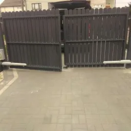 Napęd do bramy rozwiernej Nice 2024