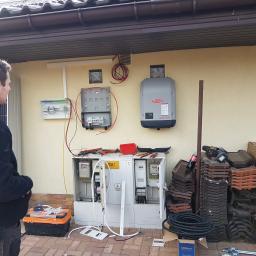 Domy Czystej Energii Sp. z o.o. - Prace i pomiary elektryczne.