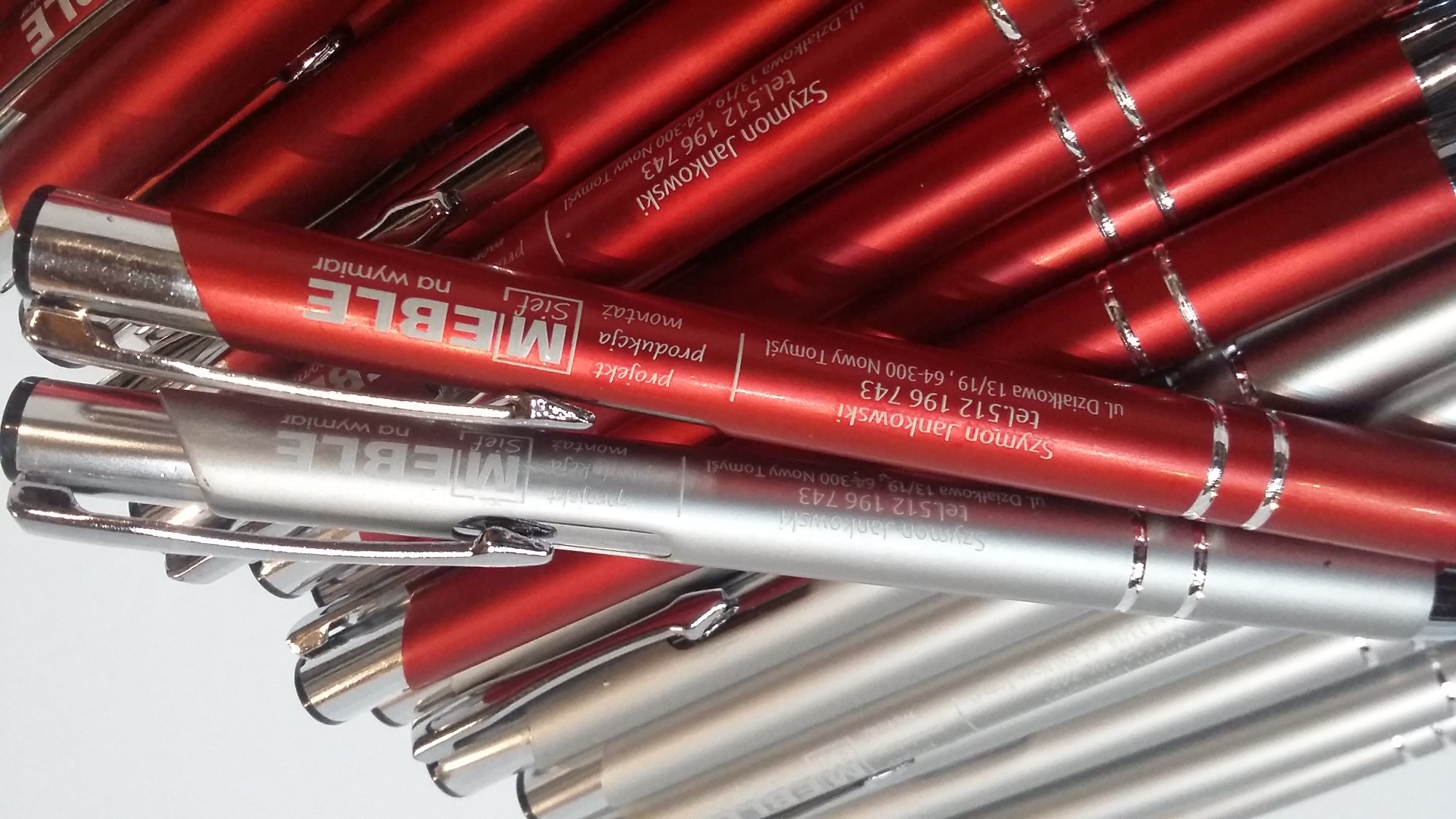 grawer na długopisach