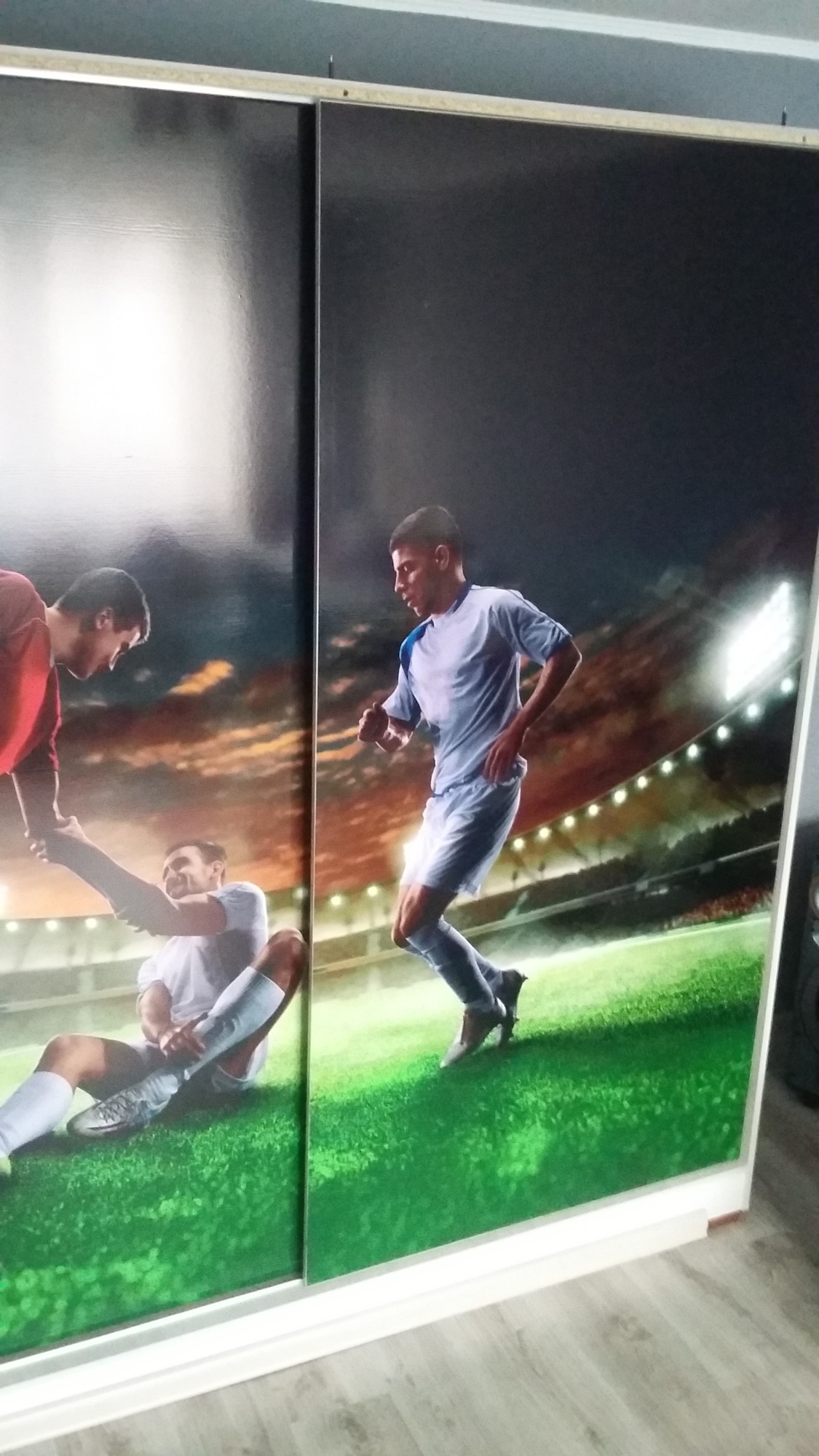 naklejki / folie magnetyczne na meble