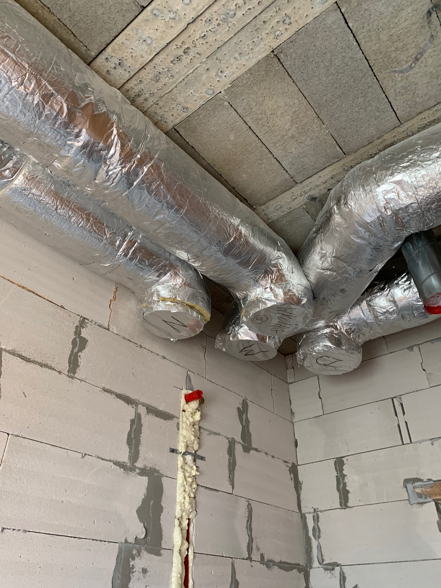 Przygotowanie rekuperacji pod rekuperator Domek 700m3/h i nagrzewnicę kanałową.