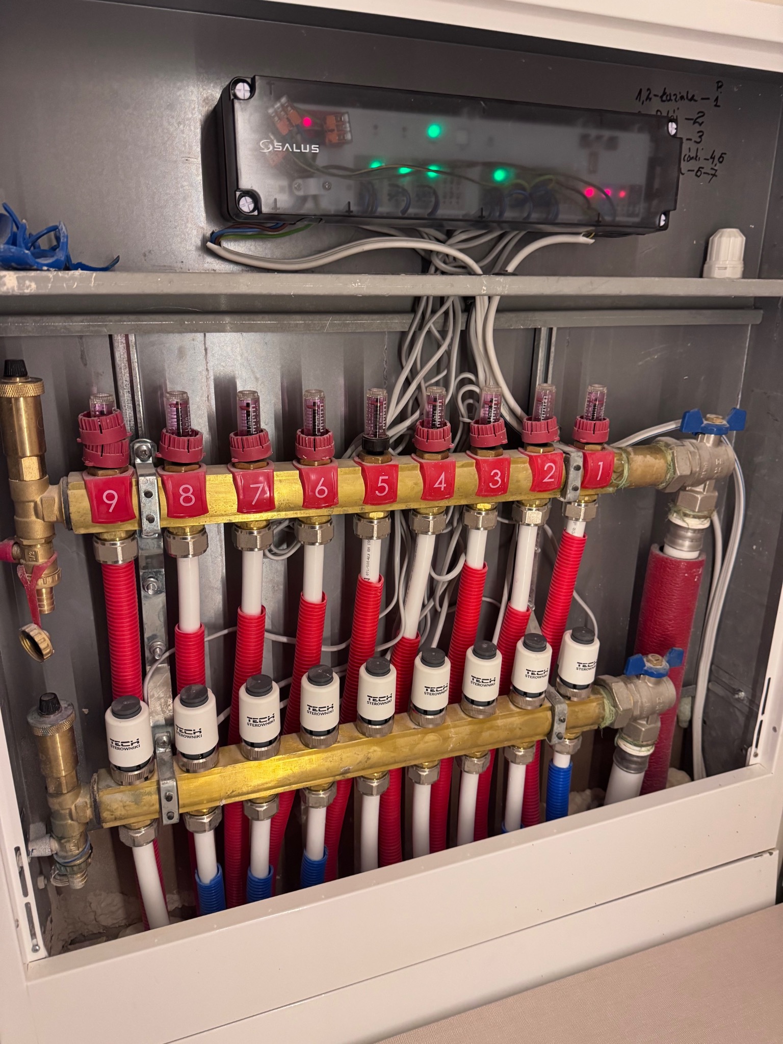 Ogrzewanie podłogowe ze sterowaniem